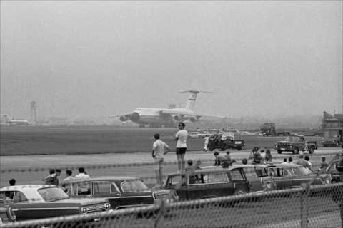 横田1970JUL0034_R