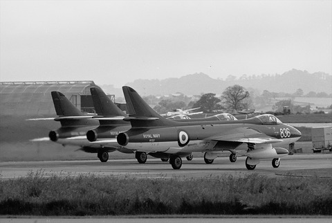 YEOVILTON197706270006_R