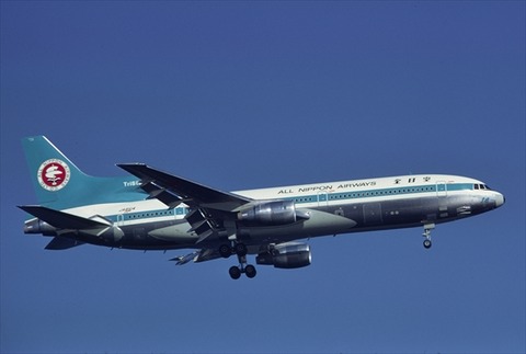 JA8514HND19750802_R
