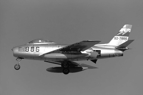 886.1975MAR小牧10sq_R