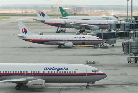 9M-MMC,20111207KUL_R