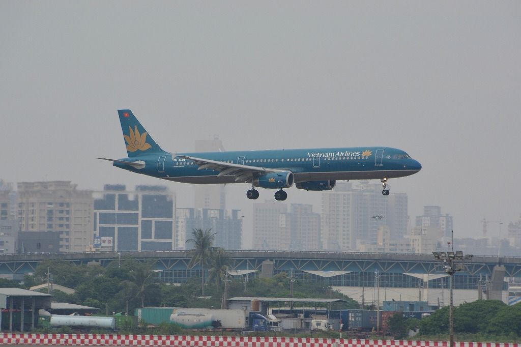高雄 : 飛行老人の飛行機話