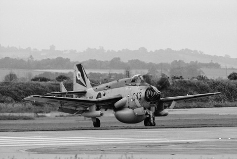 YEOVILTON197706270002_R