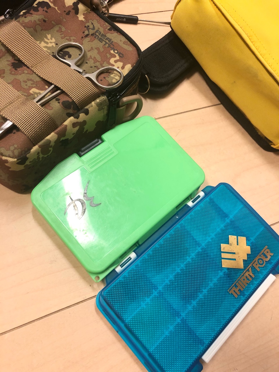 トラベル用の超コンパクトセットで アーバンサイド リバーアジング ヽ ヮ ノ Rmショルダーポーチが超優秀 ぽけっとの小物gomoku日誌 博多湾