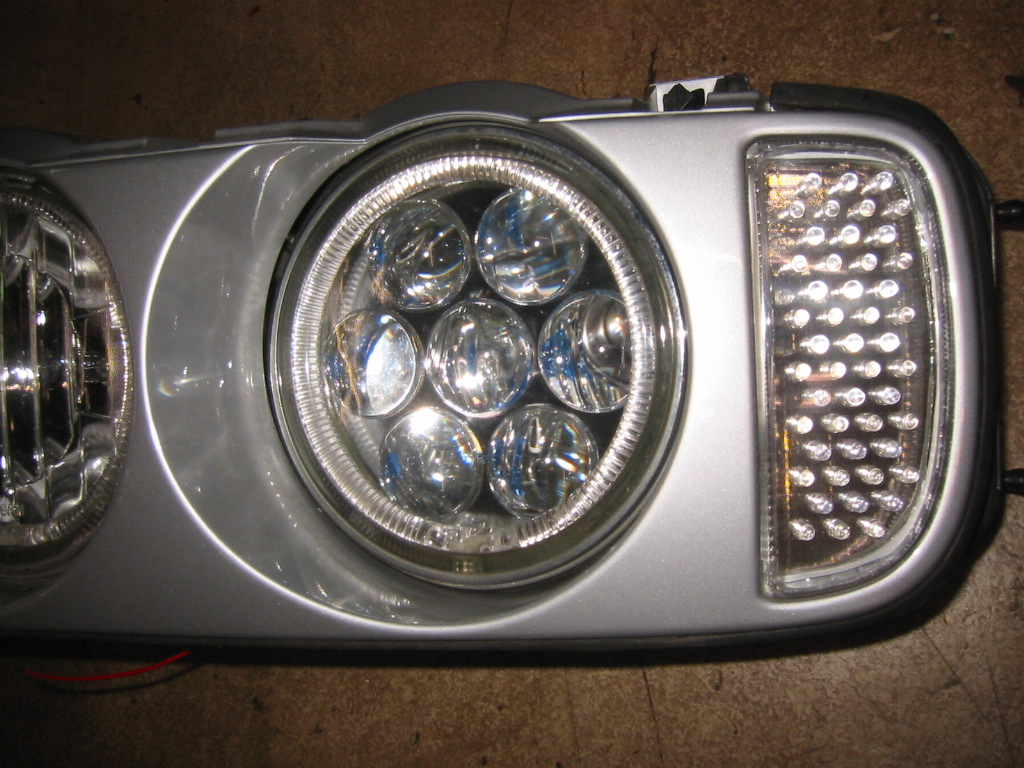 y32 クリスタルヘッドライト
