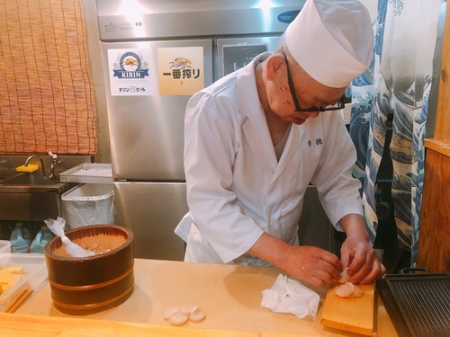 5AEFEBF7-AAE9-45AD-ADC4-1411DF16298B