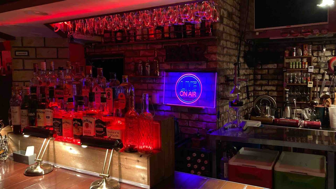 ヒマナイヌスタジオ高円寺 のバーチャル壁紙を公開 ヒマナイヌスタジオ 公式サイト