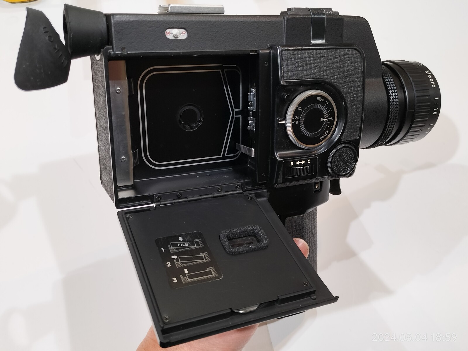 1973/昭和48/Nikon/R8 SUPER ZOOM/Super8/光学8倍/100コマ逆転撮影/Nikon最後の8mmカメラ/発売時 ...