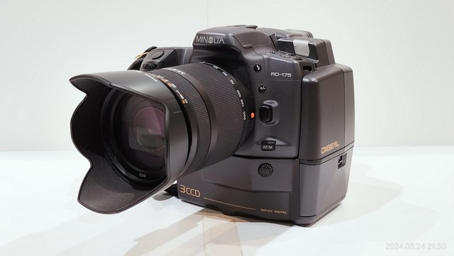 ミノルタのフィルム一眼レフカメラ「α303si」買取実績 - カメラ買取