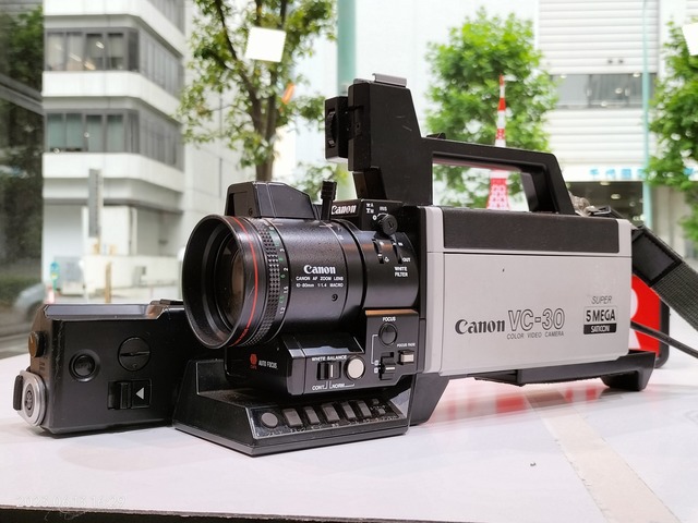 1984/昭和59/Canon/VC-30/サチコン管/VHSレコーダーとケーブル