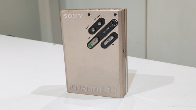 1982/昭和57/SONY/WM-DD/WALKMAN DD/ウォークマンDD/ディスクドライブ