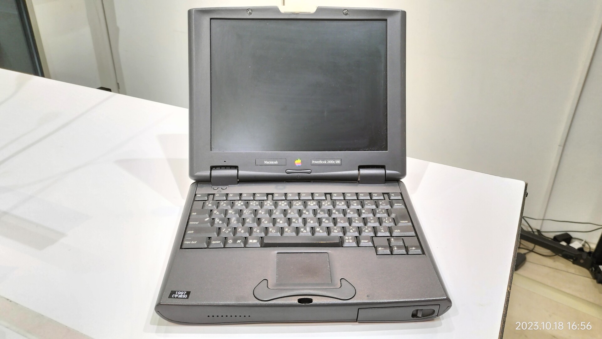 1997/平成9/Apple/PowerBook2400c/180/Apple初の日本専用モデル/日本IBMとの共同開発/PowerPC ...
