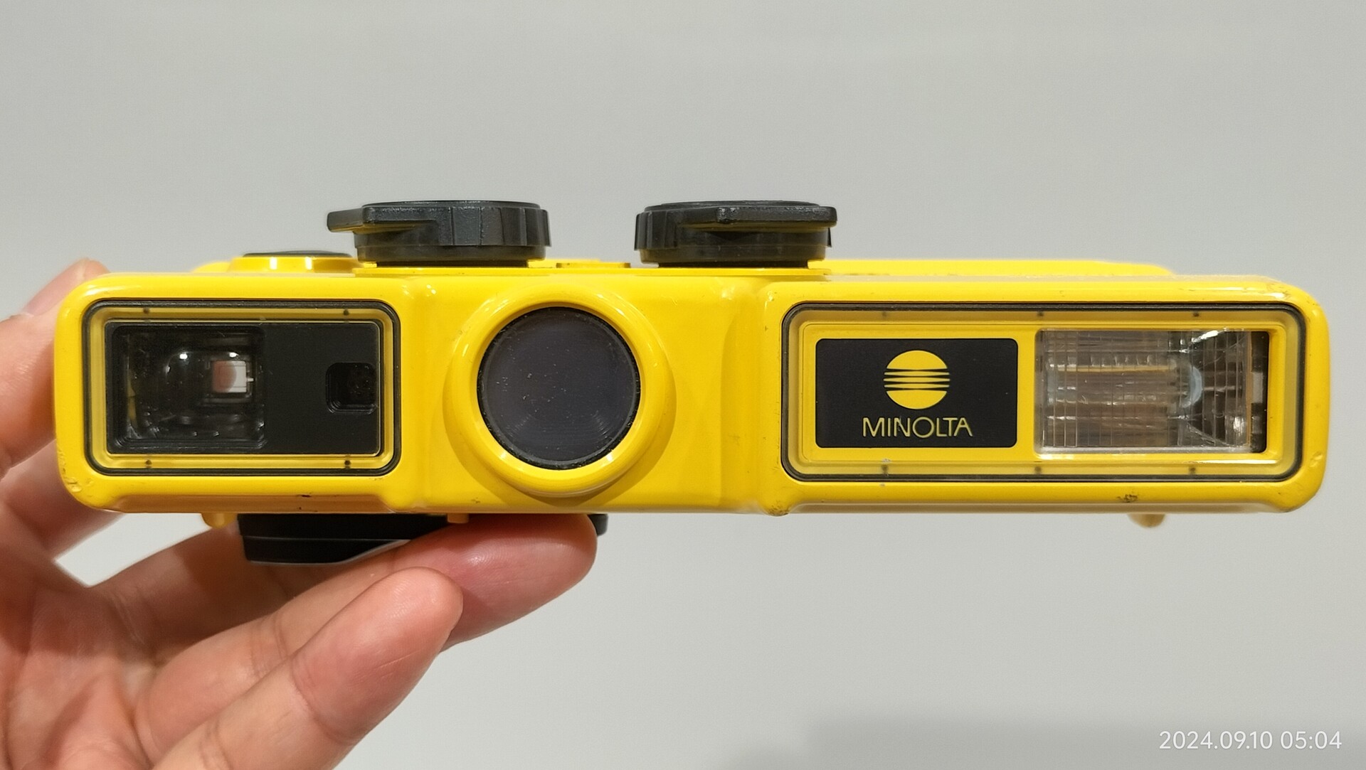 Appareil Photo Minolta Weathermatic A – Format 110, Pour Pièces Ou Réparation