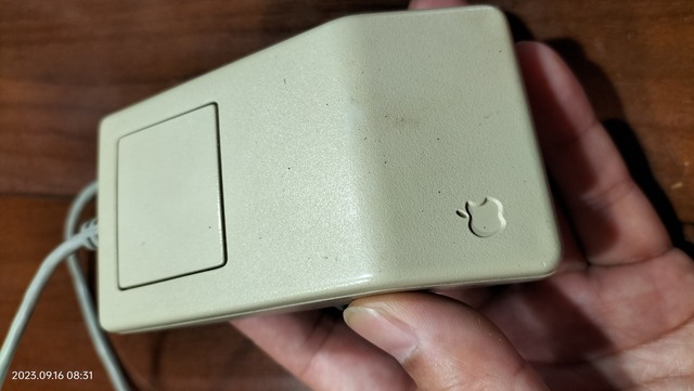 1986/昭和61/Apple/Apple Desktop Bus Mouse/1986年から1993年までのMac/ : Extinct ...