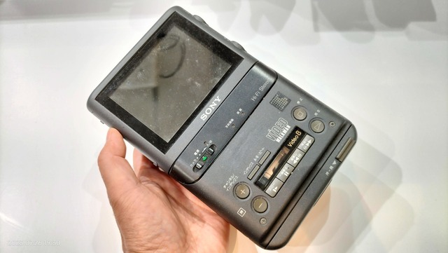 1991/平成3/SONY/GV-500/VIDEO WALKMAN/ビデオウォークマン/8 1991/平成3/SONY/GV-500/VIDEO WALKMAN/ビデオウォークマン/8