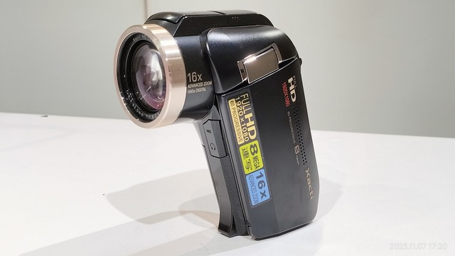 2009/平成21/SANYO/HD2000/Xacti/810万画素/光学10倍/民生用ビデオ