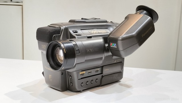 1991/平成3/Panasonic/NV-S9/S-VHS-C/オリンピック協賛シール 1991/平成3/Panasonic/NV-S9/S-VHS-C/オリンピック協賛シール