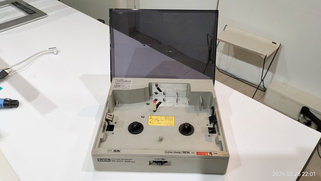 ec014777-s.jpg