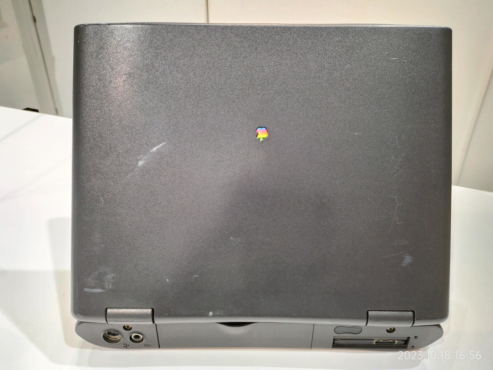 1997/平成9/Apple/PowerBook2400c/180/Apple初の日本専用モデル/日本IBMとの共同開発/PowerPC ...