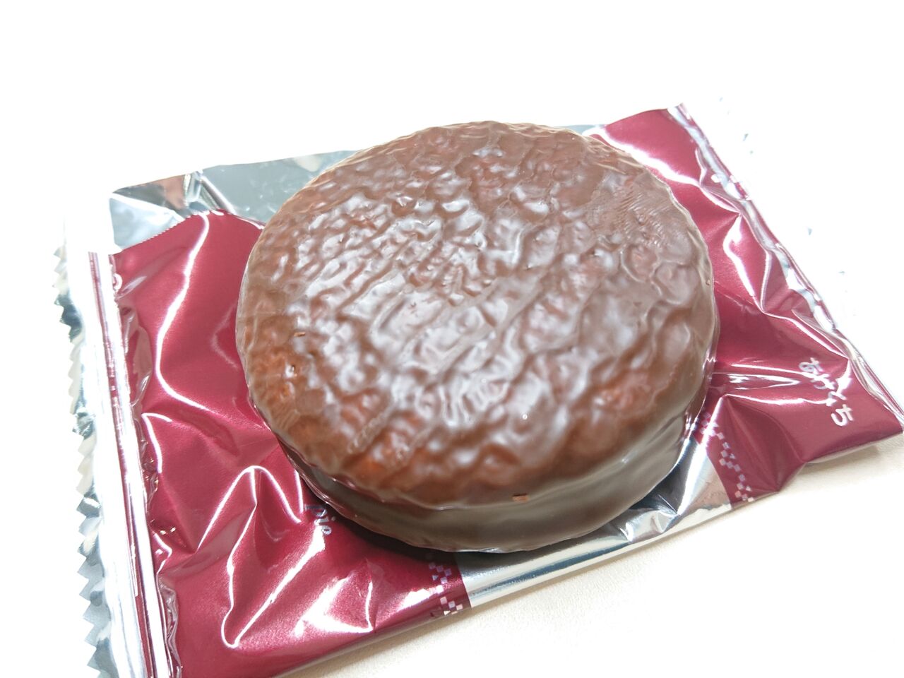 ロッテのチョコパイの元祖は アメリカで1917年に生まれたムーンパイ タベシラ 食べて調べて書く雑学ブログ