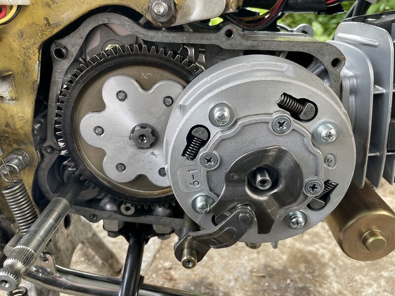 遠心クラッチ交換無事に成功 : リトルカブ＆シグナス珍道中記