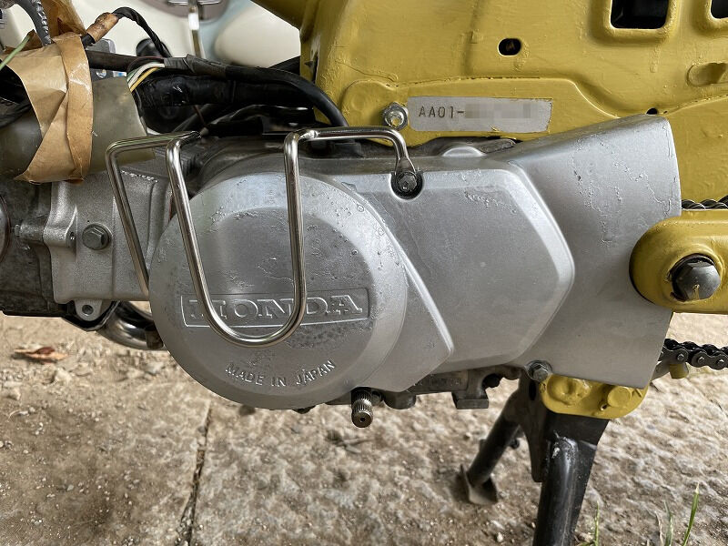 3速リトルカブ、エンジンガードとスロットルケーブル : リトルカブ