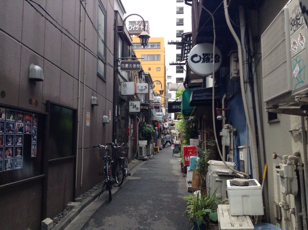 歌舞伎町ゴールデン街の居抜きカレーtop3を発表します 暇なんでblog 歌舞伎町ゴールデン街の居抜きカレーtop3を発表します 暇なんでblog