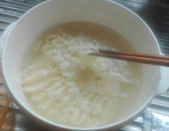 レンジで即席ラーメン22