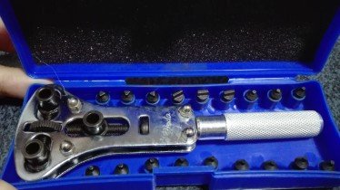 電池交換工具3
