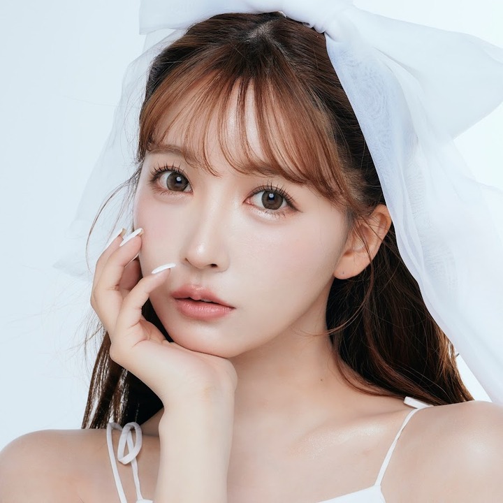 【速報】三上悠亜さん、開示請求「酷い差別と誹謗中傷」「私にも人権があって職業の自由がある」