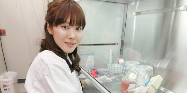【速報】早稲田の女性研究者（30）、万能細胞を発見