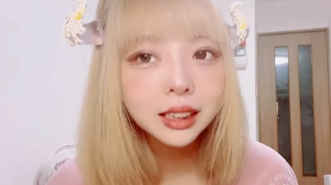 riri_chan_itadaki_jyoshi
