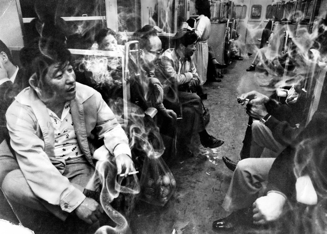 画像 昭和の電車内 ヤバすぎるｗｗｗｗｗｗｗｗ 暇人 O 速報 ライブドアブログ