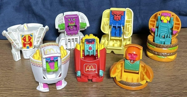 【画像あり】昔のハッピーセット、格が違うｗｗｗｗｗｗｗｗｗ