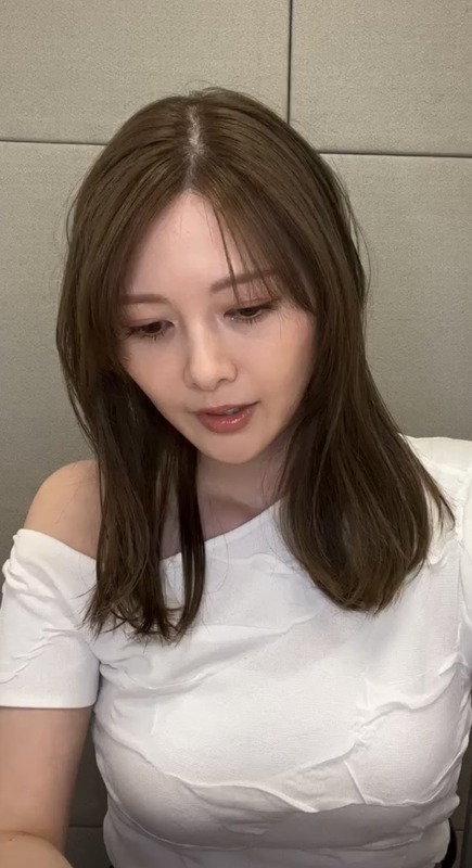 【画像あり】白石麻衣、シワシワの服でおっぱいを強調ｗｗｗｗｗｗｗｗｗｗｗｗｗｗ