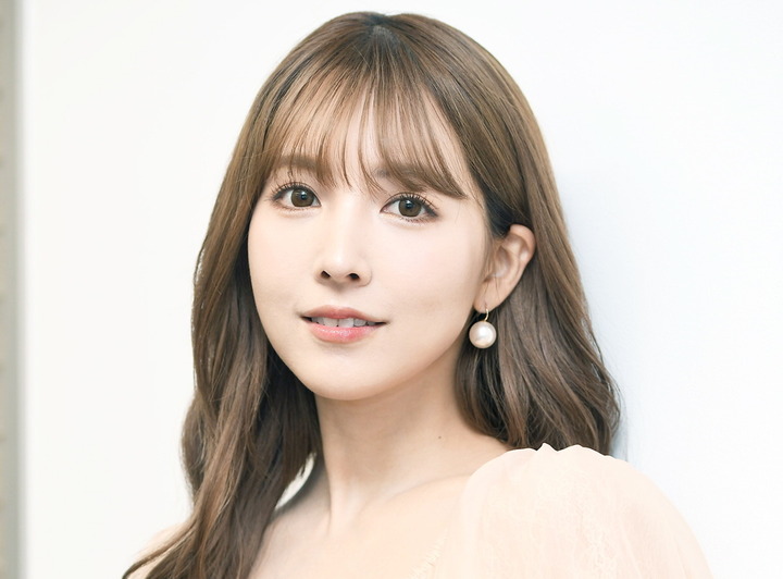【悲報】元セクシー女優・三上悠亜「初めて会った時に連絡先を聞いてくる男は大体クズ」