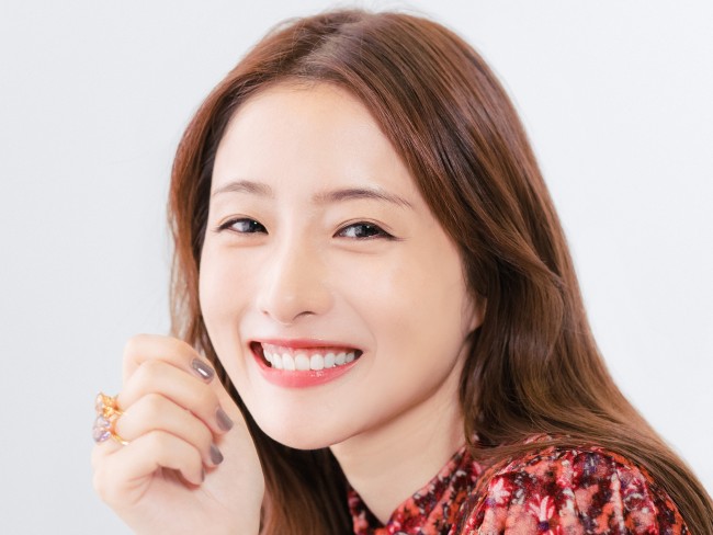 【悲報】石原さとみ(37)、ニューヨークで目覚めてお前らの嫌いそうな自我のある女になるｗｗｗｗｗｗｗｗ