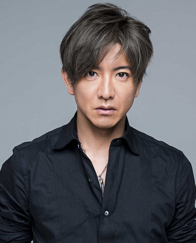 【悲報】木村拓哉さん、モデル立ちするも足元に注目されてしまうｗｗｗｗｗｗｗｗｗｗ　（画像あり）