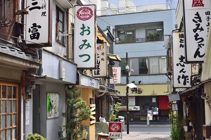 【画像あり】こういうタイプの居酒屋所見で入る勇気あるやつｗｗｗｗｗｗｗｗｗｗｗｗｗ