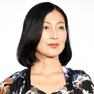 【芸能】55歳 女優・鶴田真由 イメチェンにネット衝撃 「雰囲気が変わった」「びっくり」「すごく綺麗」 : にほんのニュース