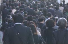 解雇や雇い止め、千人超の見込み