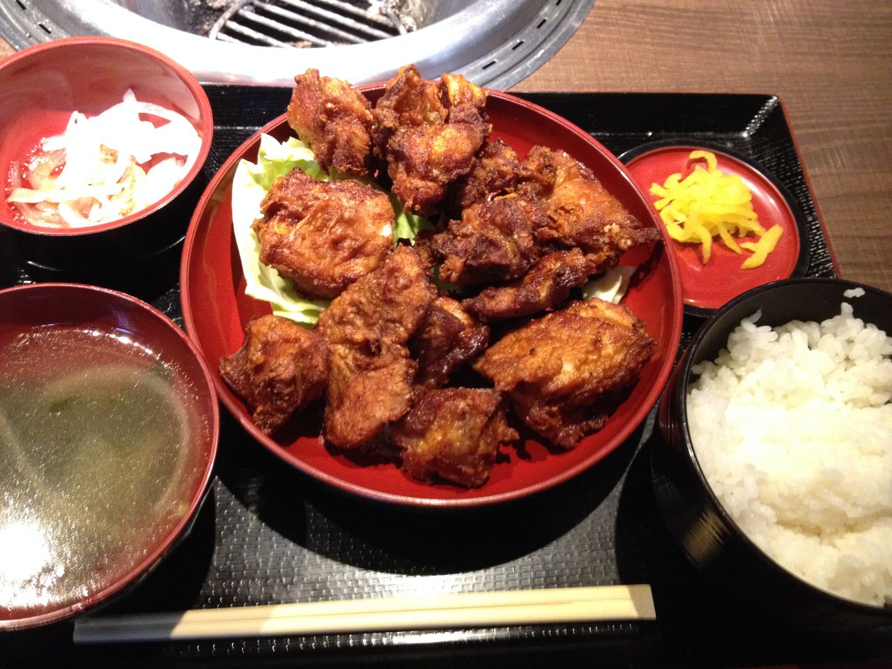 ワンコインで唐揚げ食べ放題ランチ 牛凪 神戸 姫路で一人お昼ごはん