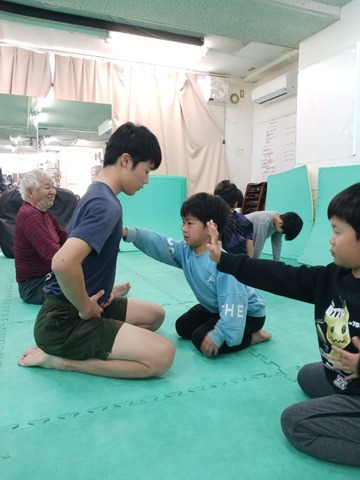 20251206_131907 (小) (1)