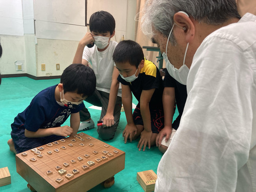 将棋決勝　年の差70歳