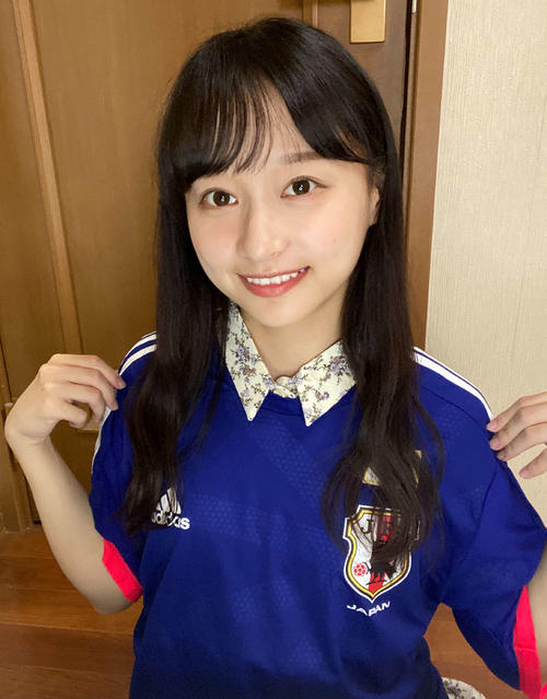 影山優佳ちゃんのサッカー日本代表ユニフォーム姿が可愛い過ぎる サッカー愛あふれるインタビューも 日向坂46通信 影山優佳ちゃんのサッカー日本代表ユニフォーム姿が可愛い過ぎる サッカー愛あふれるインタビューも 日向坂46通信