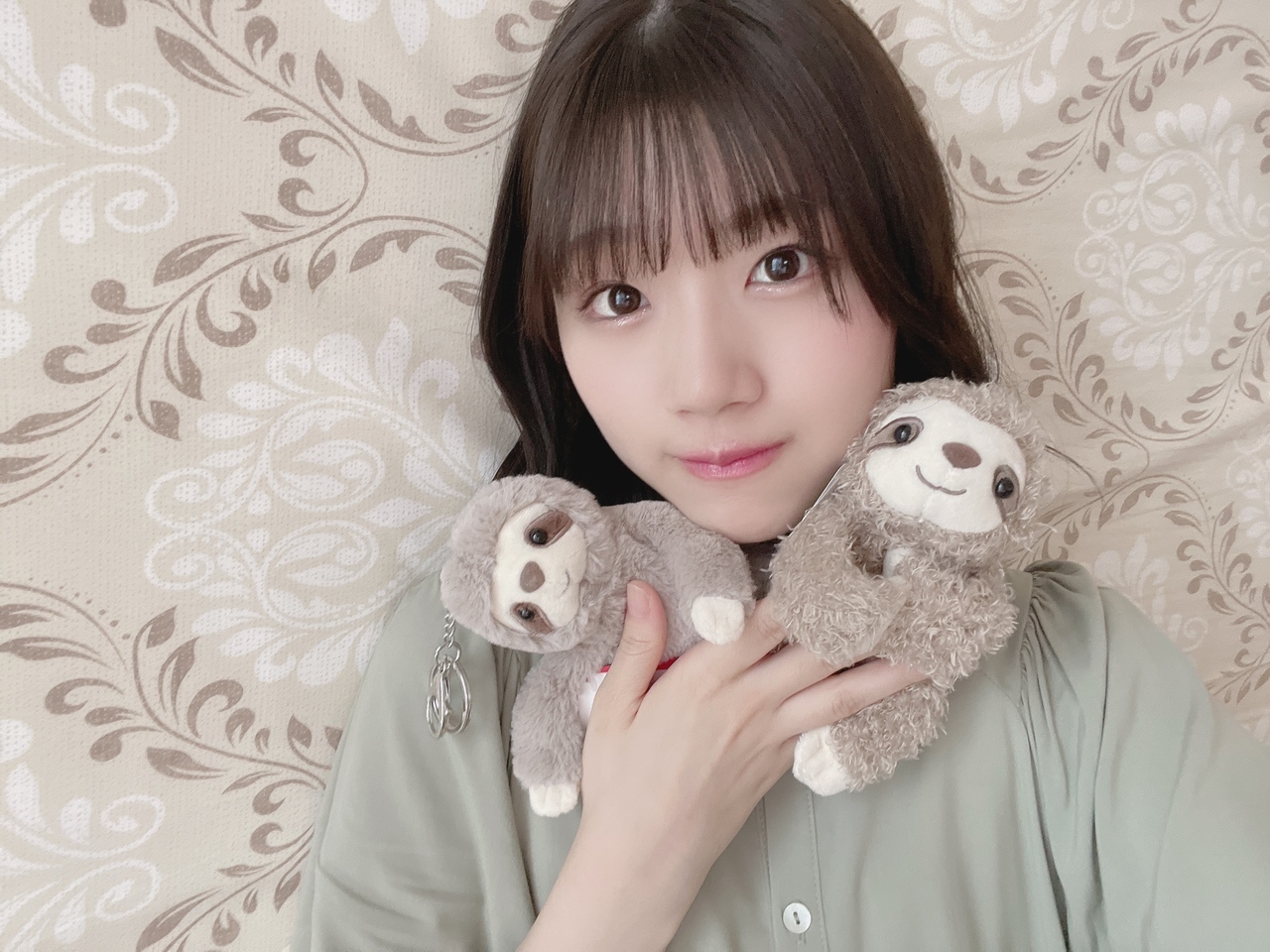 この佐々木美玲とナマケモノの自撮りが可愛い過ぎるｗｗｗｗｗｗ 日向坂46で恋したい