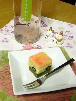 オーブンで作るモチモチ食感な蒸しパンdeひなまつり♪