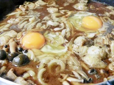 味噌煮込みうどん