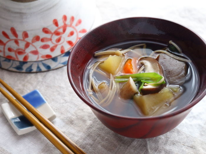 具だくさんのけんちん汁☆圧力鍋で作ってみたら根菜の旨味が凝縮された！！