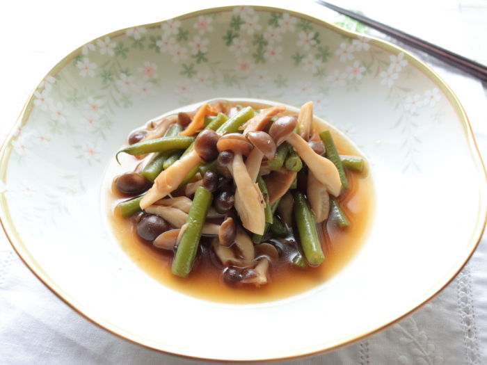 いんげんとしめじ、メンマの煮物☆やっぱり美味しい♪ヤマキさんのだしパック